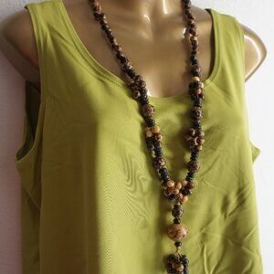 Wood beads chucky necklace